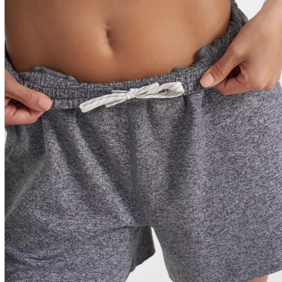 Vuori Boyfriend Short Heather Grey XL - Picture 4 of 11
